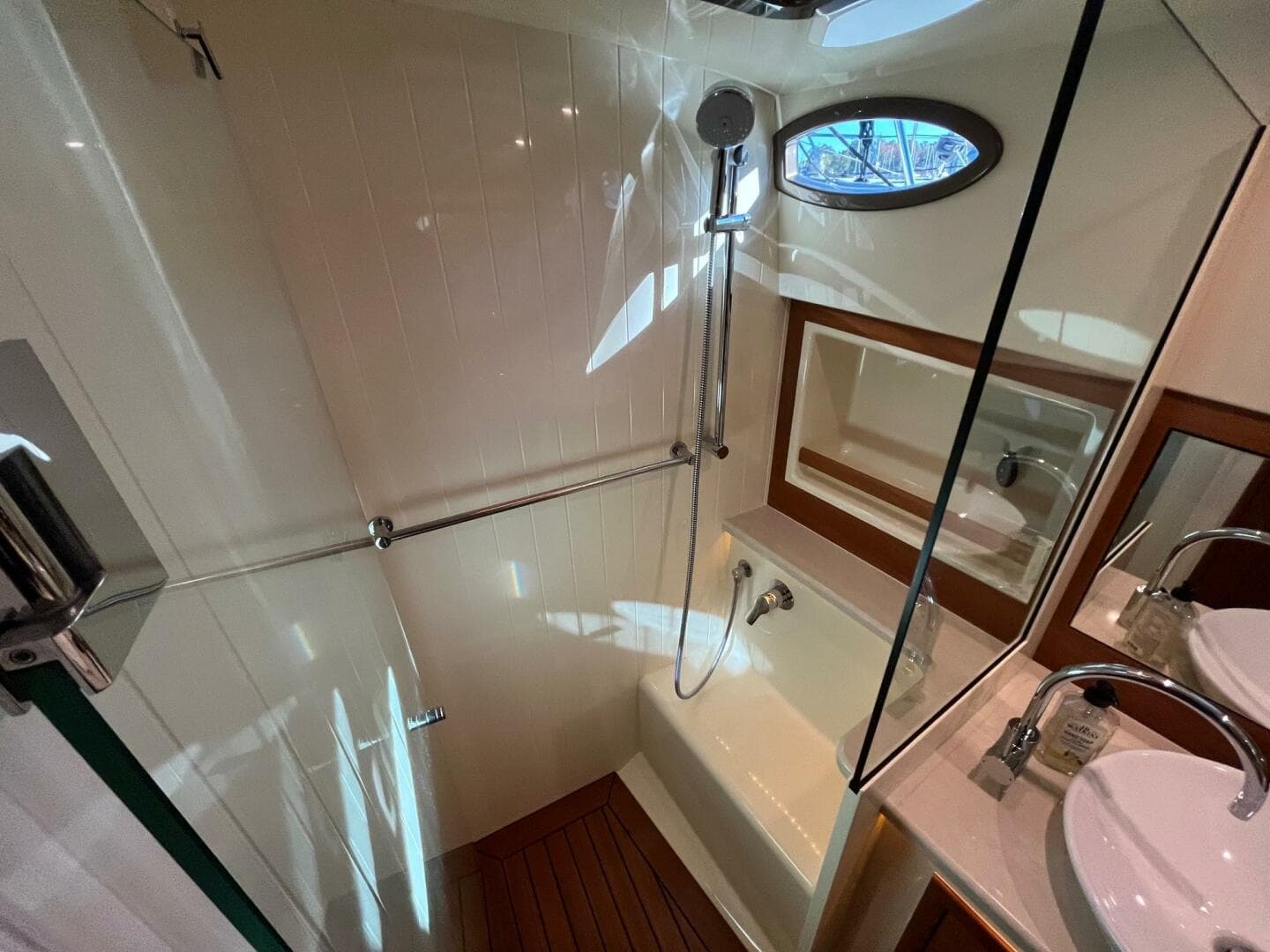 2016 Palm Beach Motor Yachts Pb 50 — photo 84