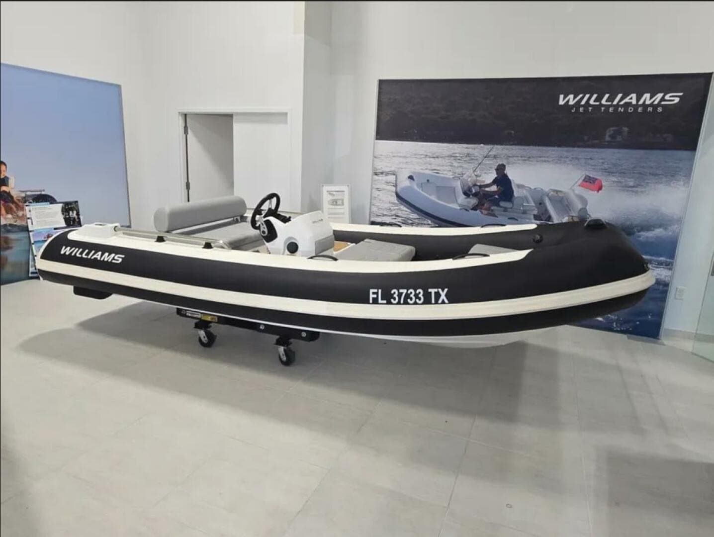 2024 Williams Jet Tenders 435 Sportjet — photo 1
