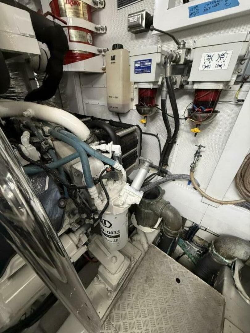 2014 Princess S72 — photo 46