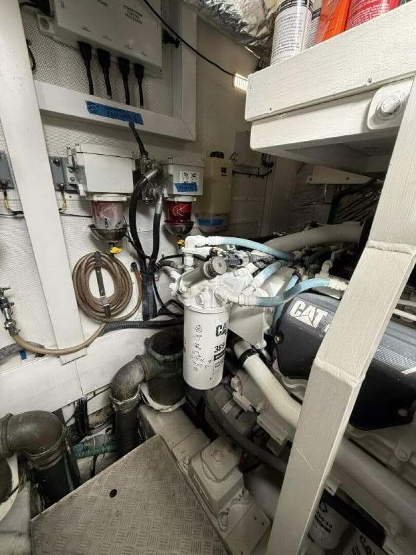 2014 Princess S72 — photo 45