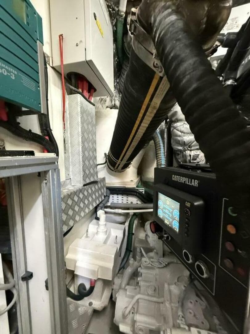 2014 Princess S72 — photo 38