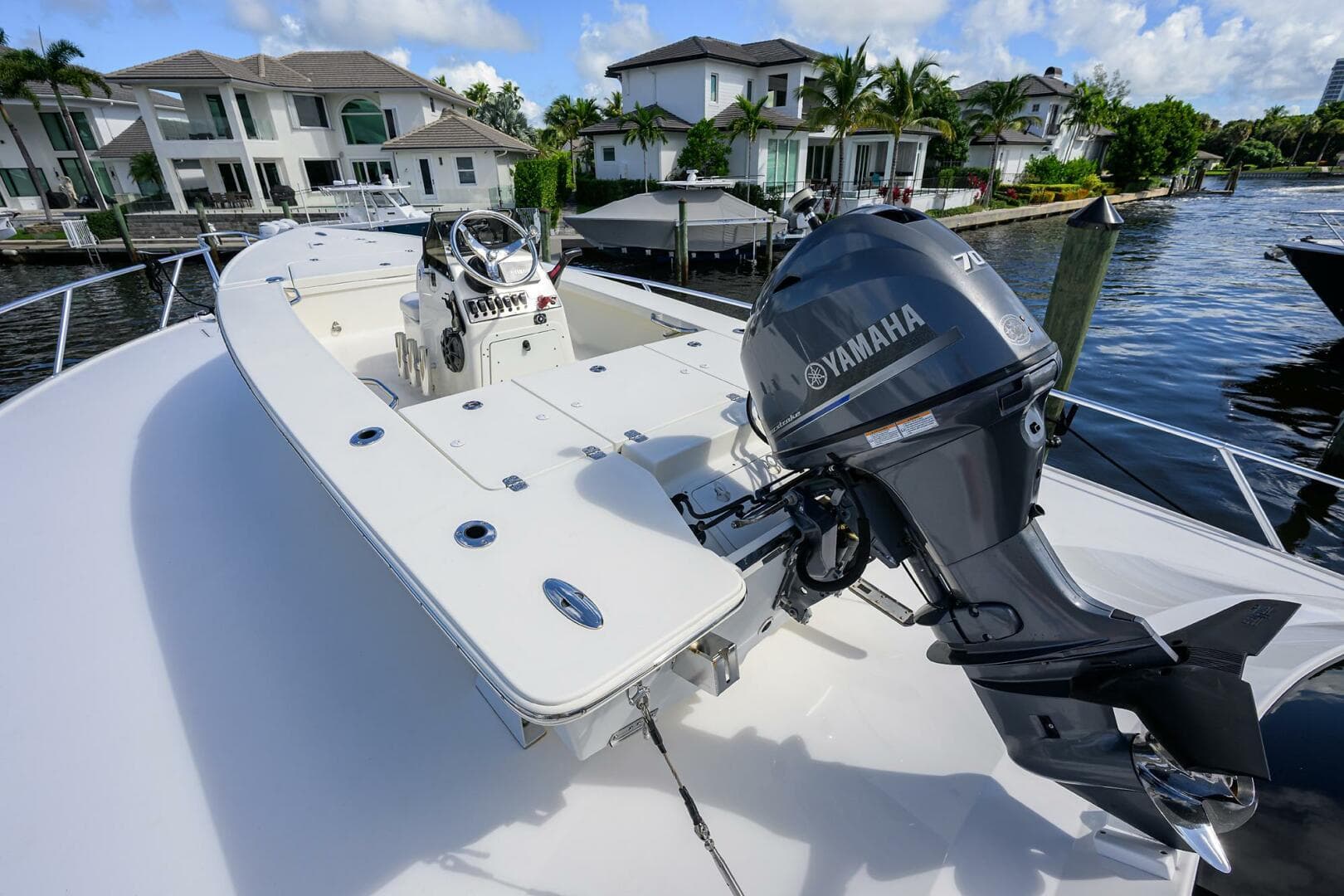 2018 Viking 72 Skybridge — photo 55