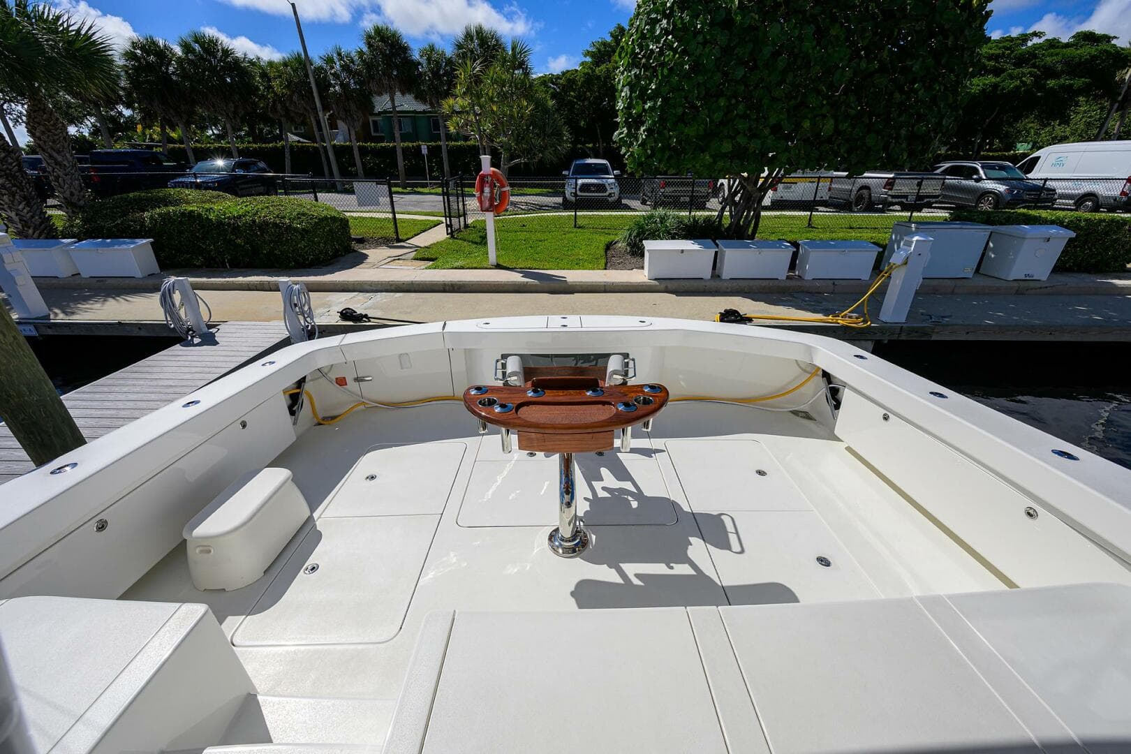 2018 Viking 72 Skybridge — photo 42