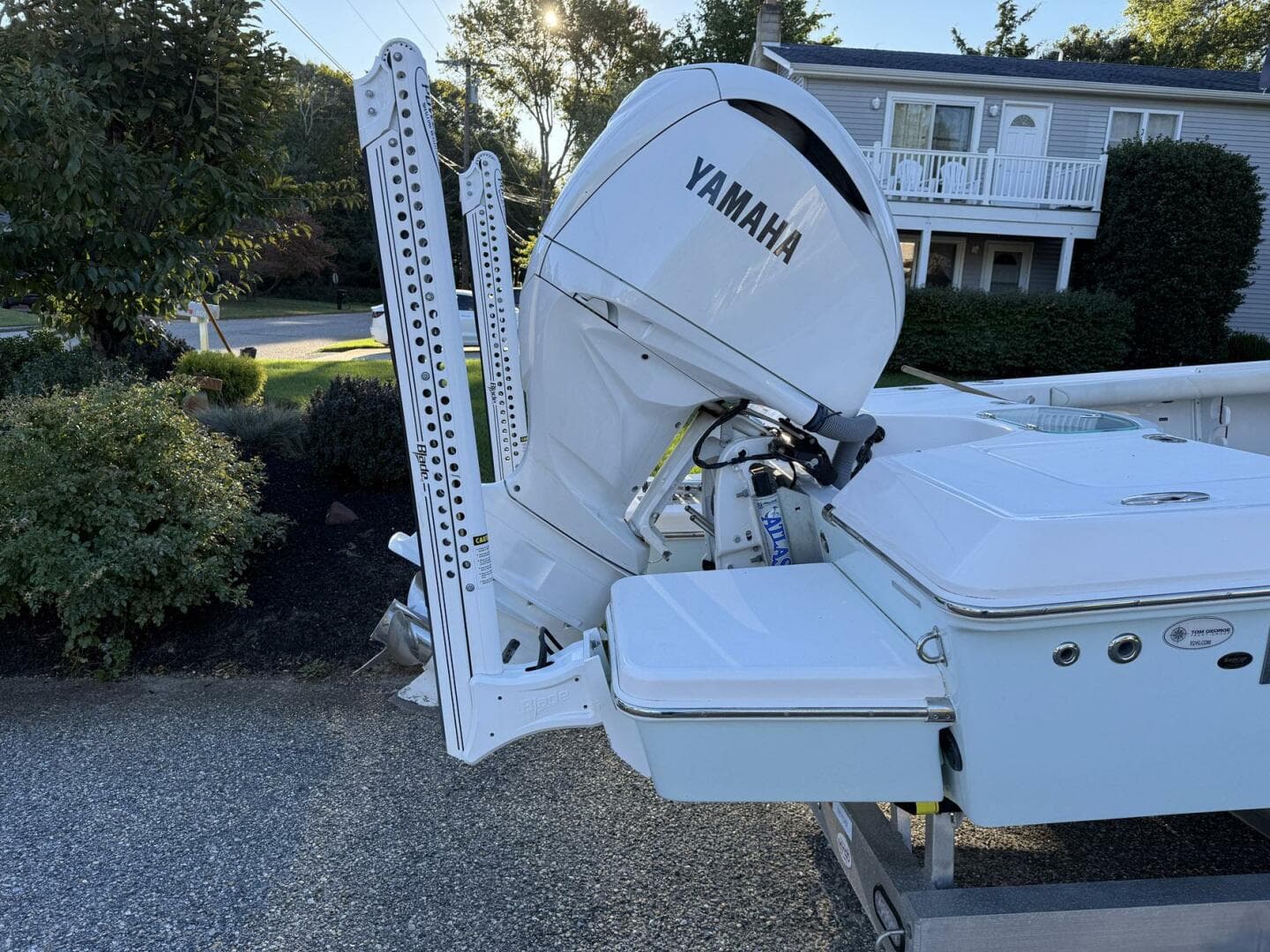 2023 Everglades 243 Center Console — photo 24