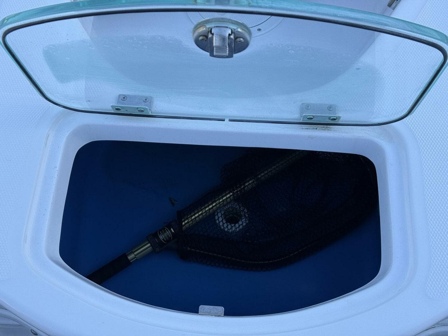 2023 Everglades 243 Center Console — photo 19