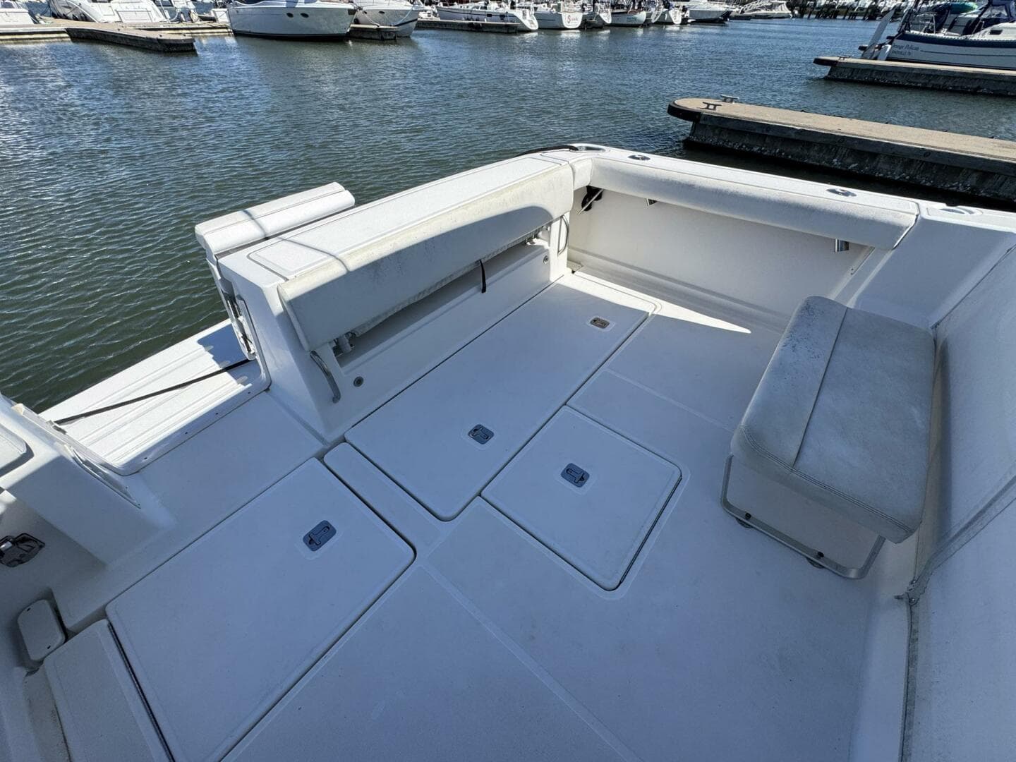 2005 Tiara Yachts 3200 Open — photo 21