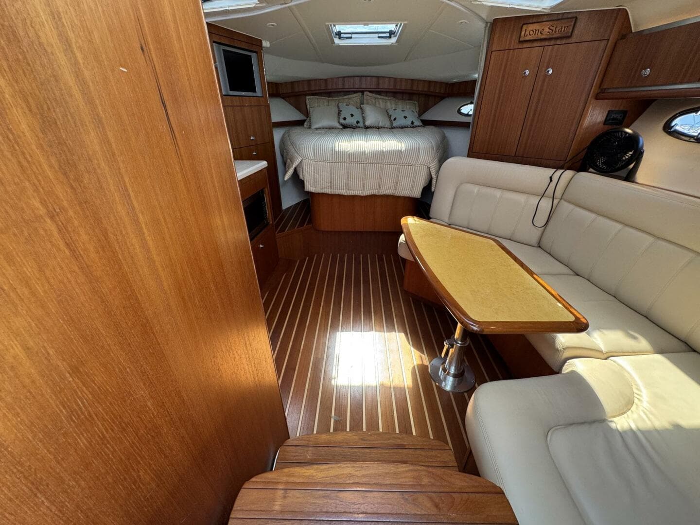2005 Tiara Yachts 3200 Open — photo 34