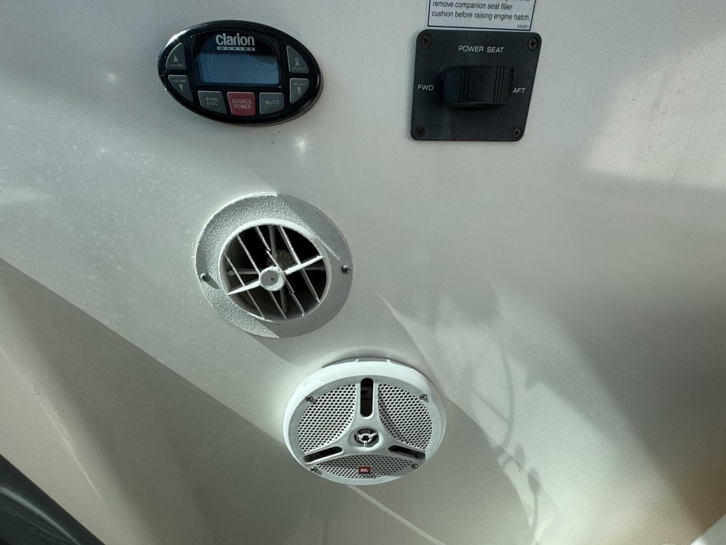 2005 Tiara Yachts 3200 Open — photo 51