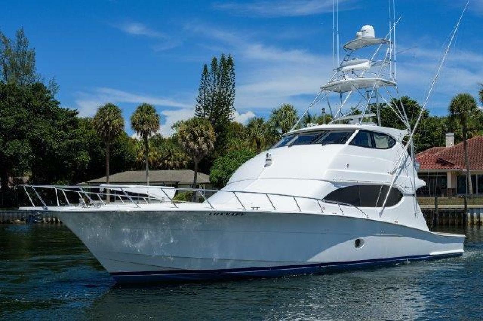 2007 Hatteras 68 Convertible — photo 2