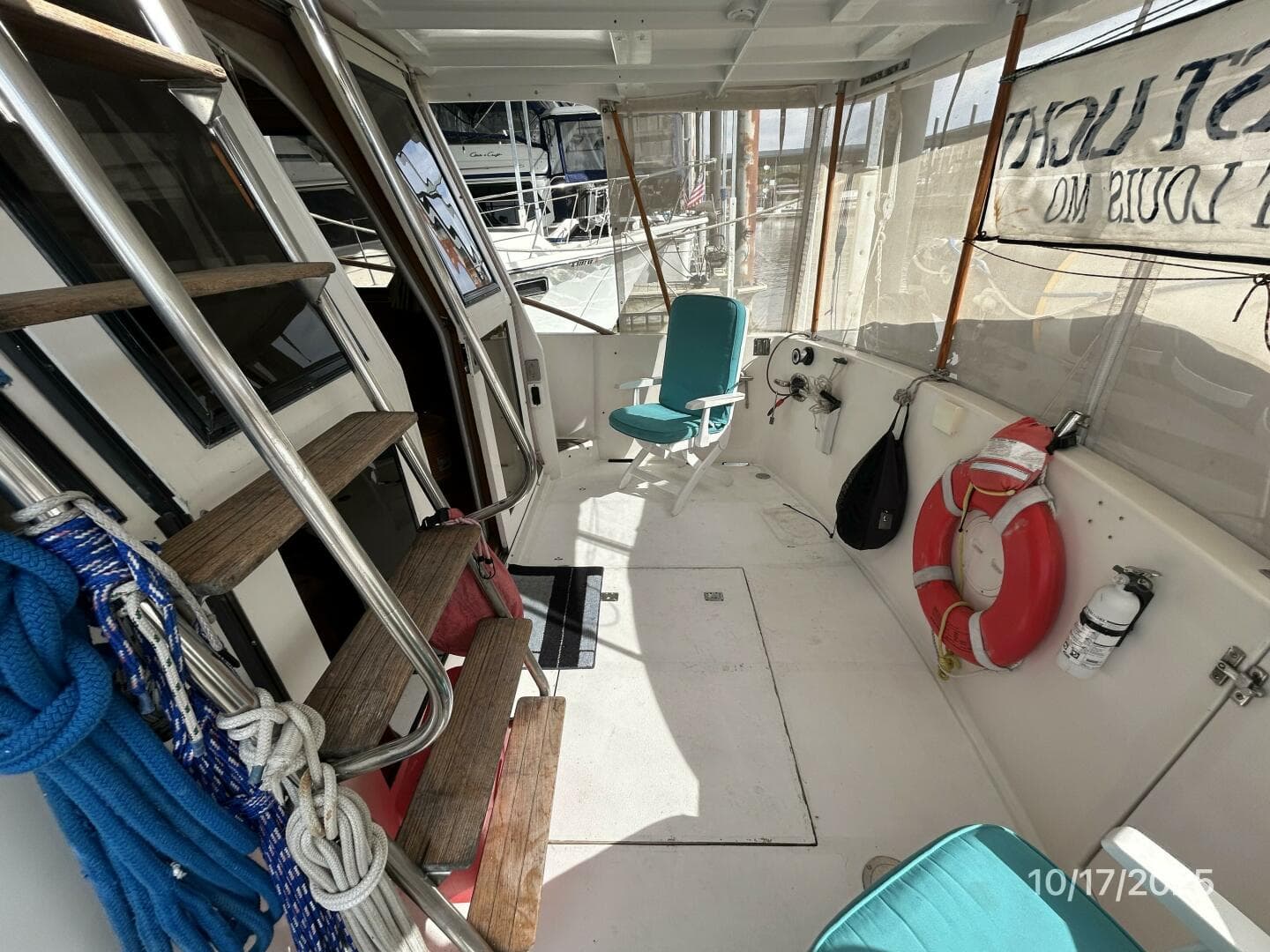 1989 Kha Shing 40 Sedan — photo 32