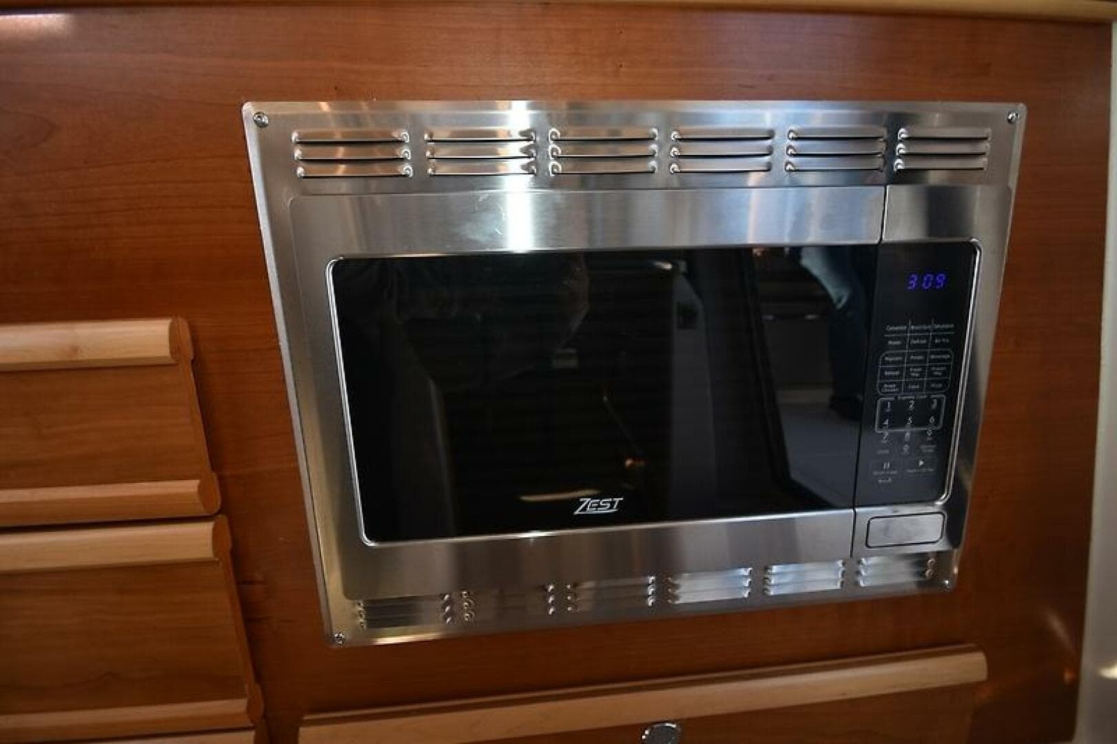 2022 Cutwater 288 C — photo 40