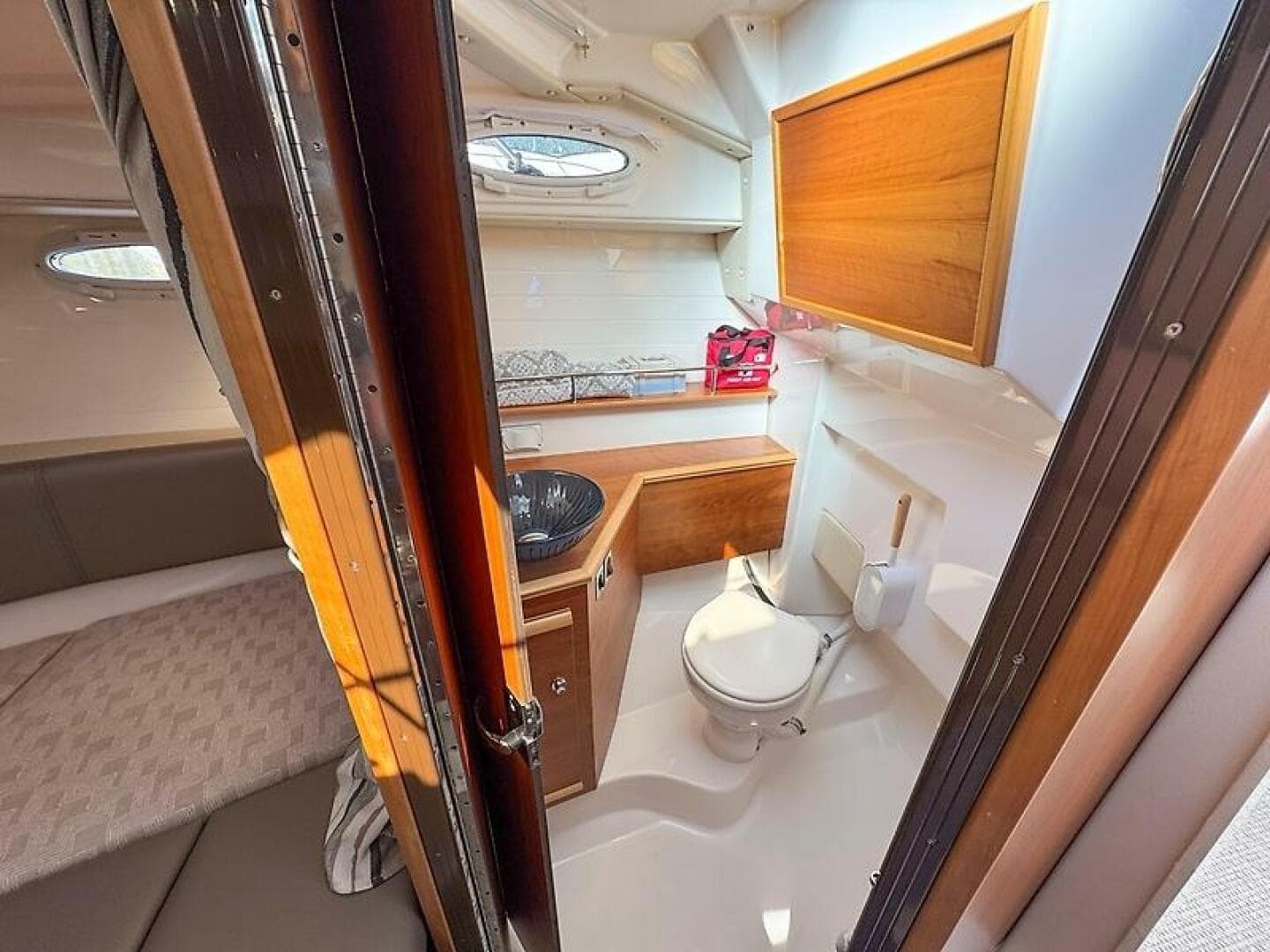 2022 Cutwater 288 C — photo 25