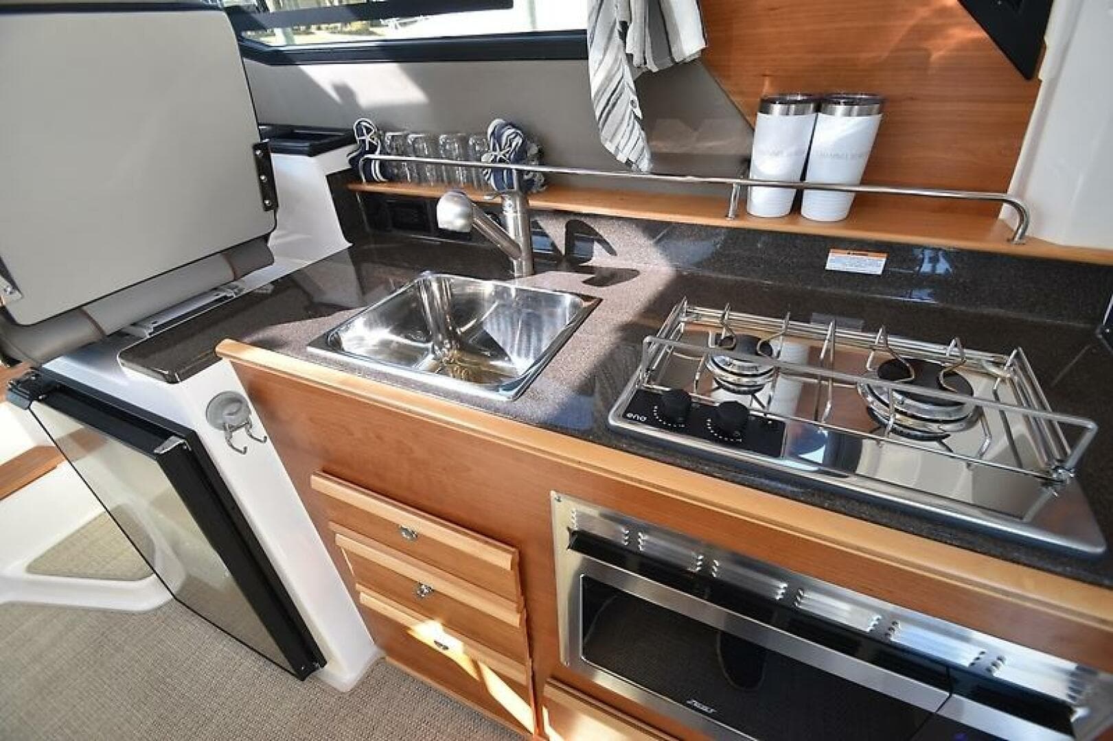 2022 Cutwater 288 C — photo 42