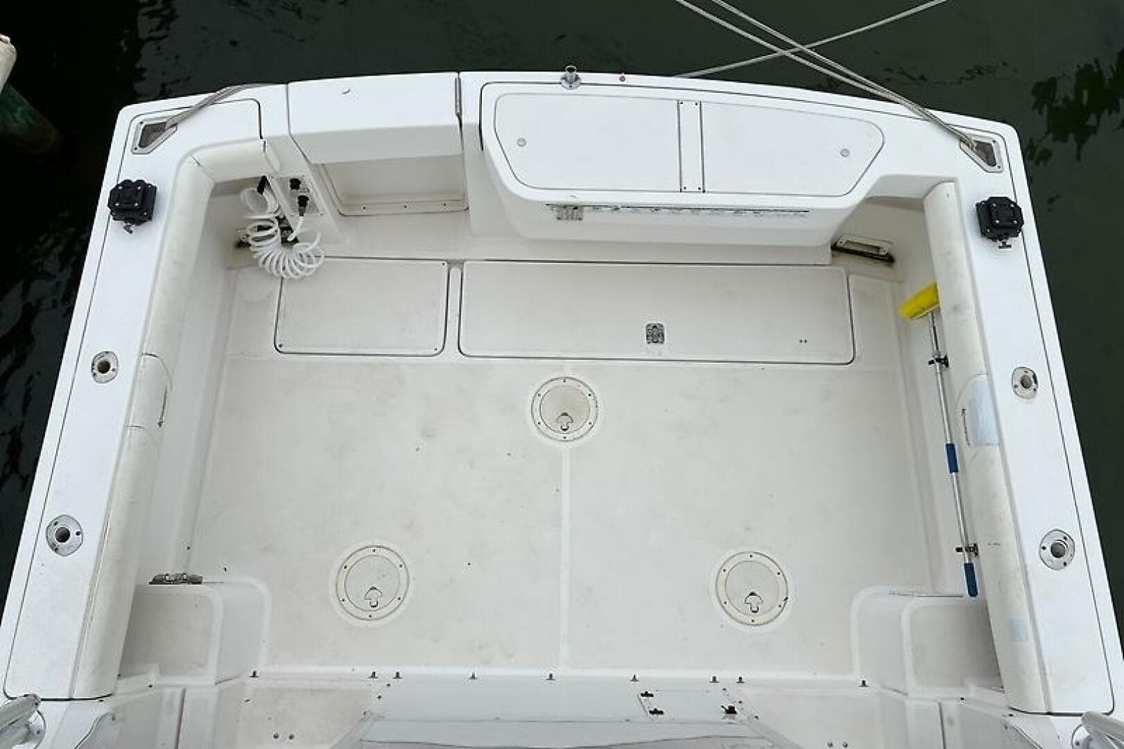 2001 Pursuit 3000 Offshore — photo 10