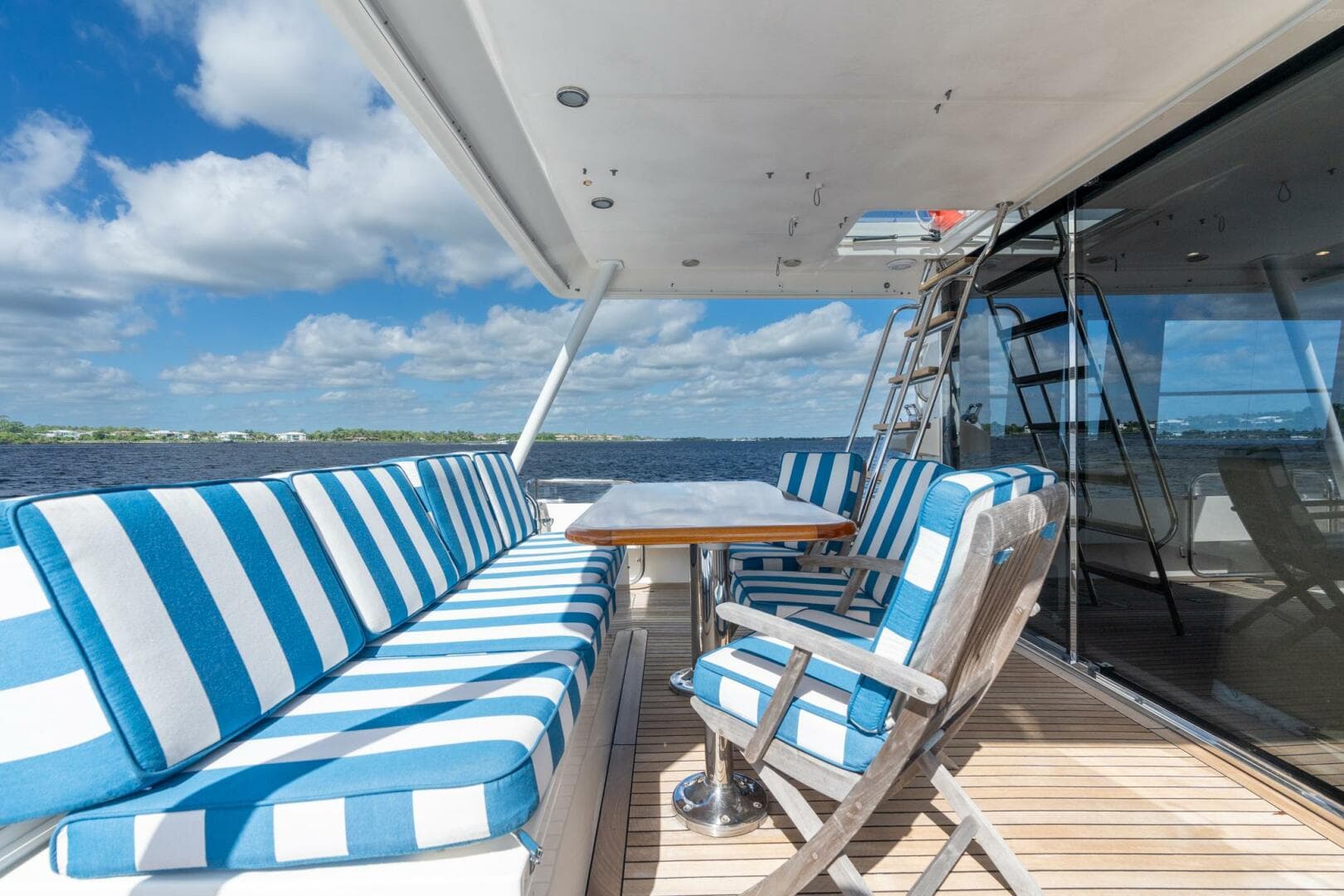 2009 Pacific Mariner 65 — photo 29