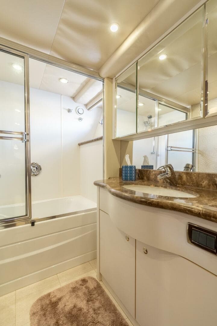 2009 Pacific Mariner 65 — photo 48