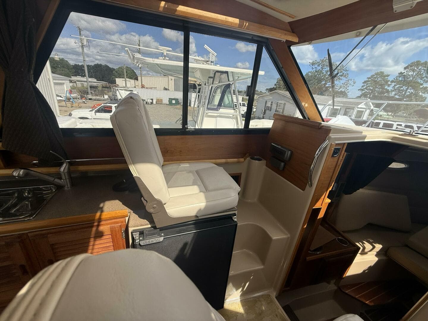 2012 Cutwater C-28 — photo 15