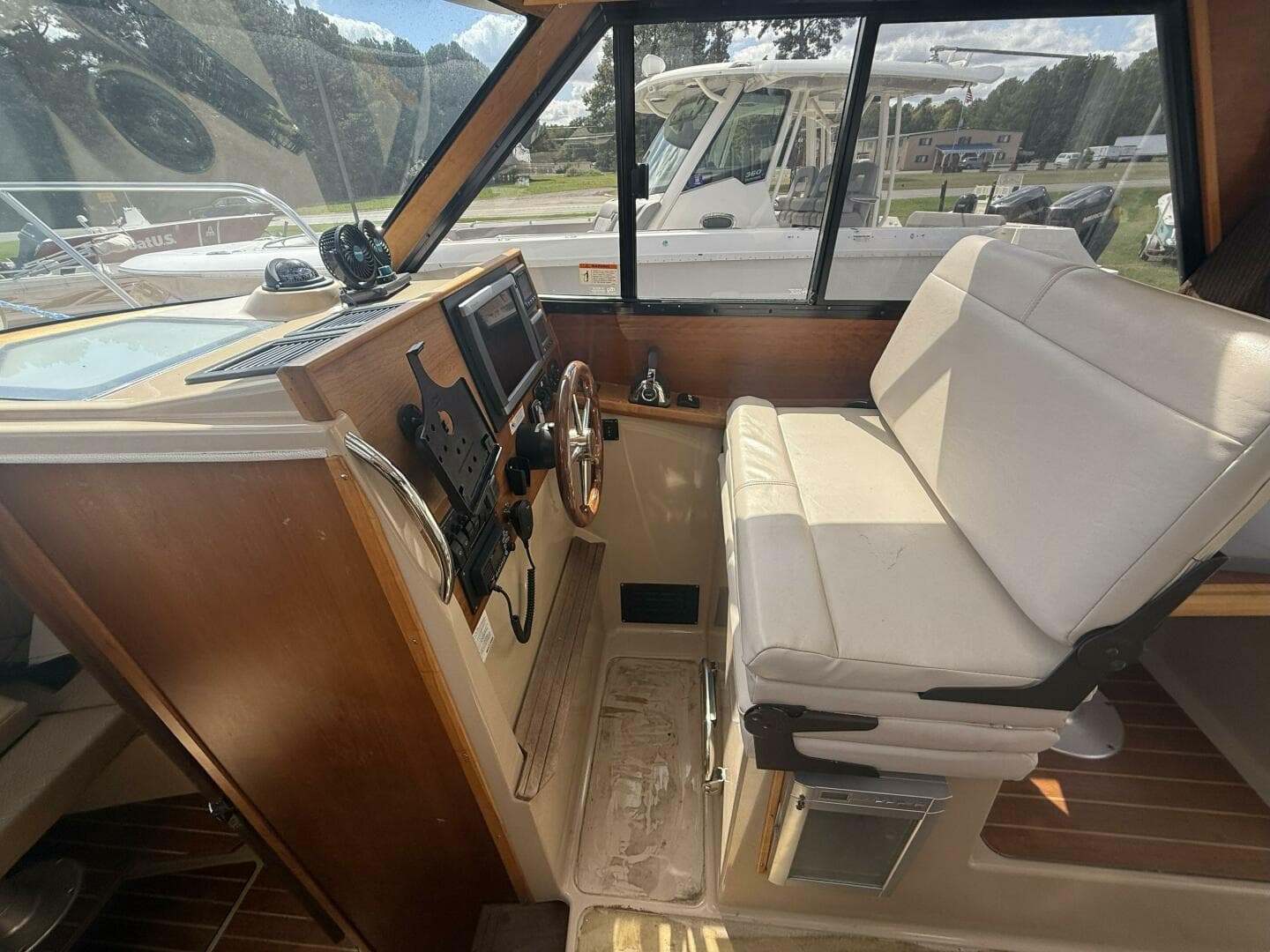 2012 Cutwater C-28 — photo 20