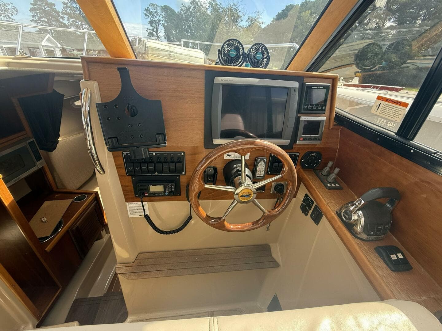 2012 Cutwater C-28 — photo 18