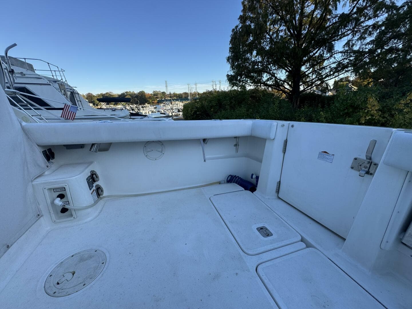 2005 Tiara Yachts 2900 Open — photo 5