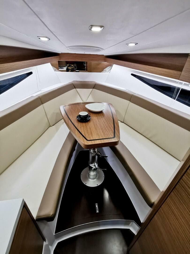 2026 Cobrey 28 Sc — photo 3