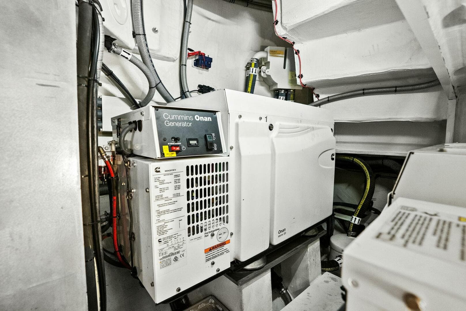 2021 Sirena 64-My — photo 66