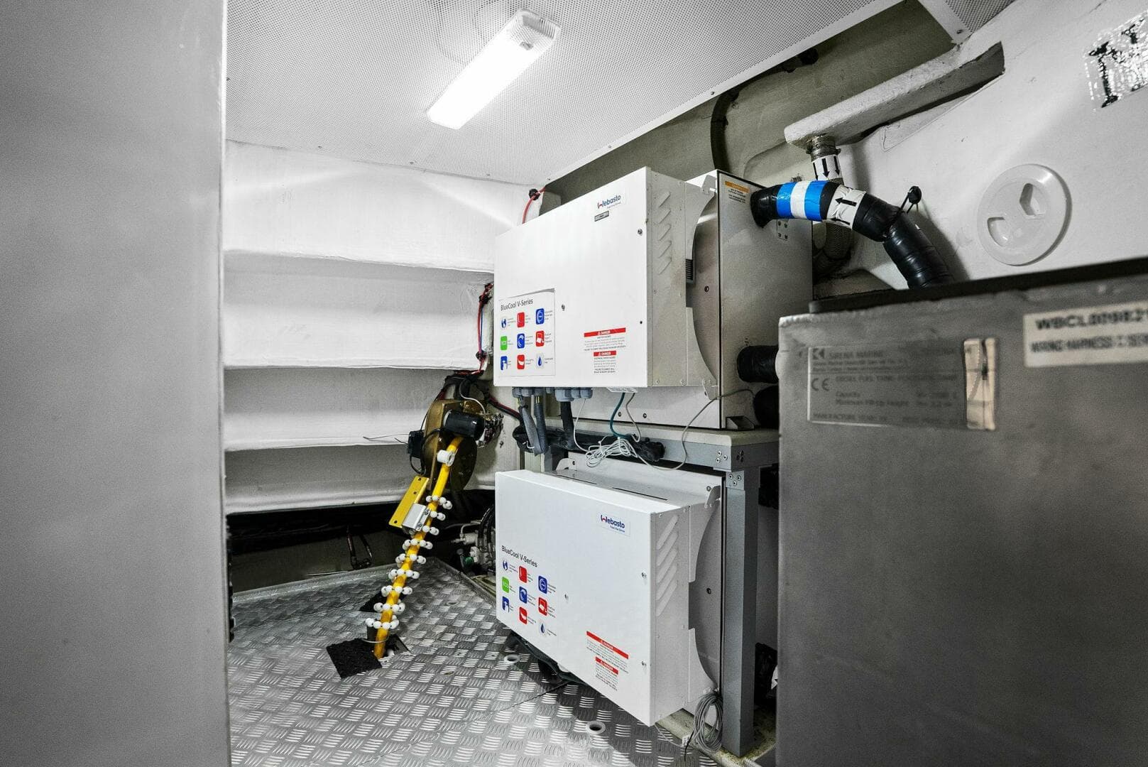 2021 Sirena 64-My — photo 64