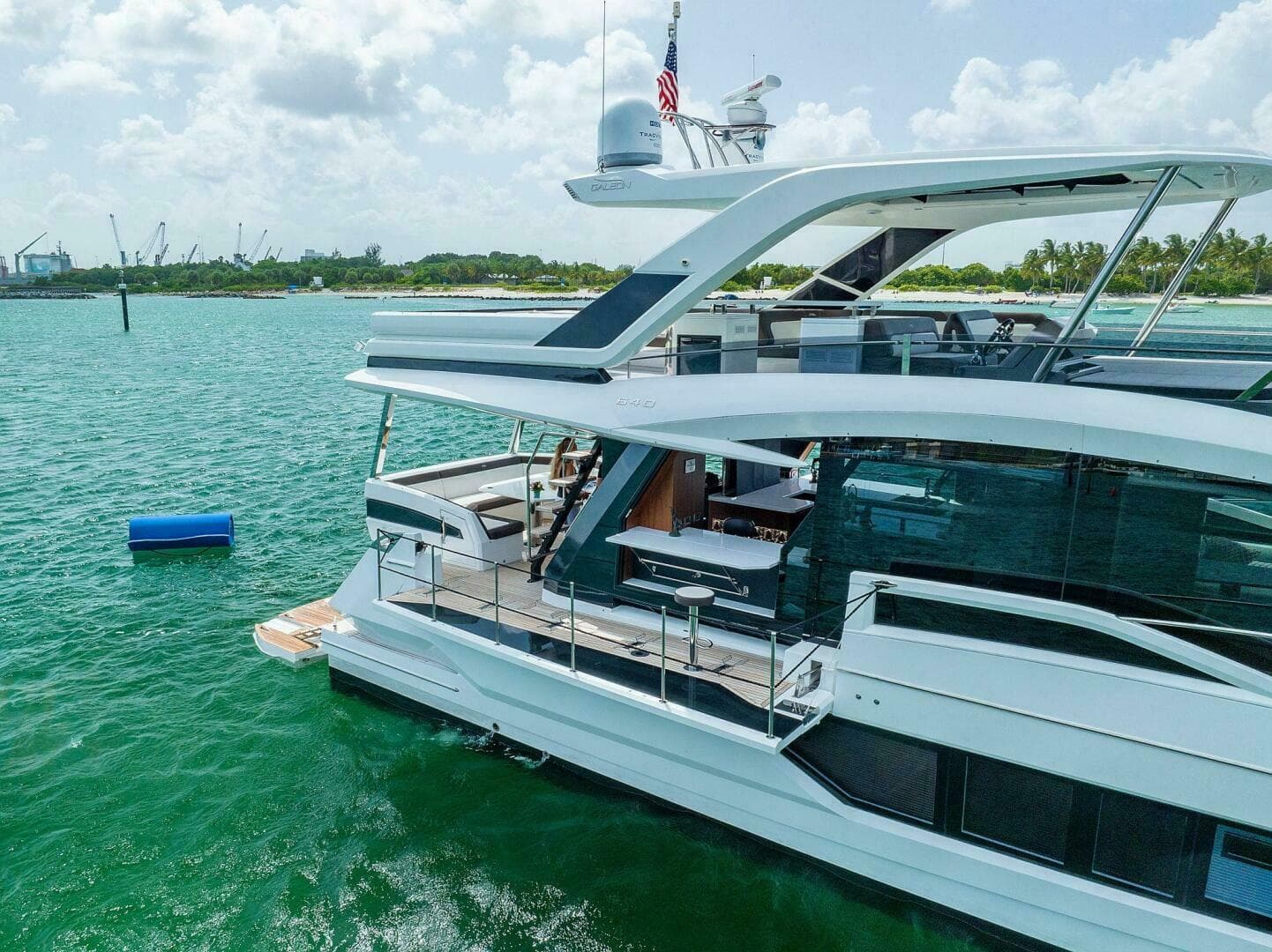 2019 Galeon 640 Fly — photo 19