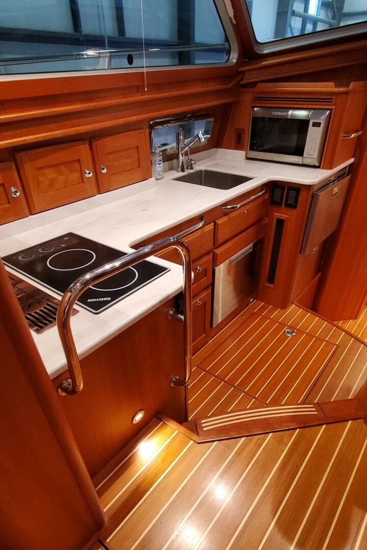 2021 Sabre 45 — photo 13