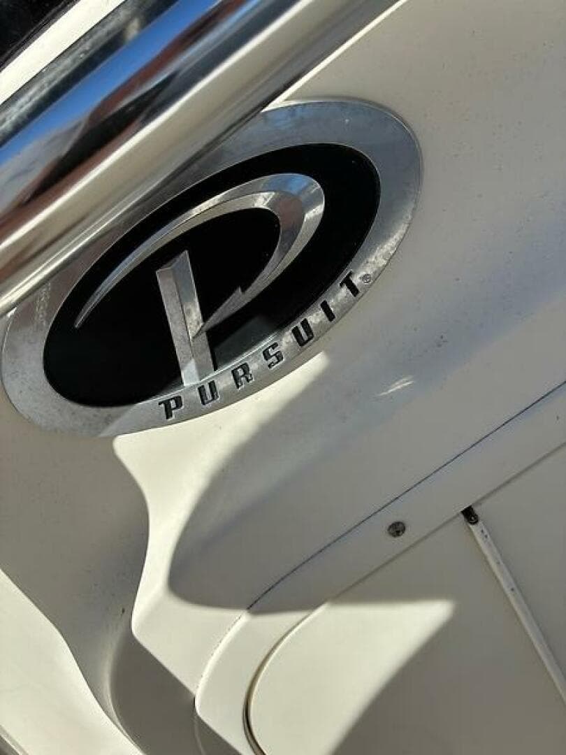 2005 Pursuit 2670 CC — photo 25