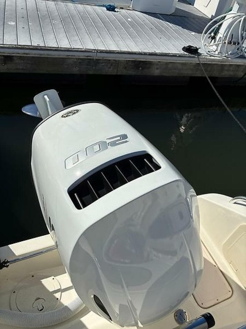 2005 Pursuit 2670 CC — photo 26