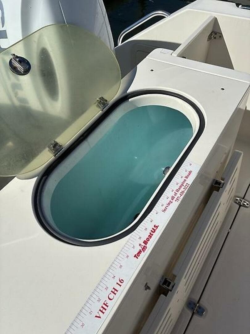 2005 Pursuit 2670 CC — photo 32