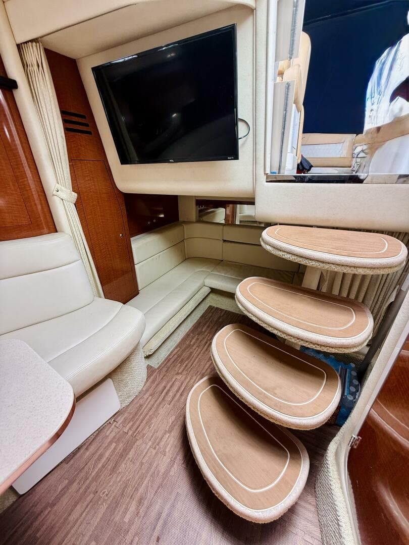 2004 Sea Ray 320 Sundancer — photo 14