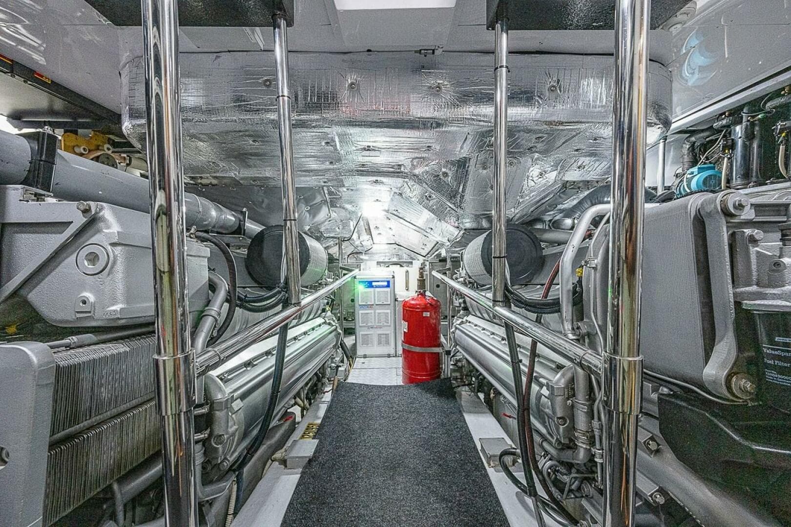 2014 Pershing 92 — photo 33