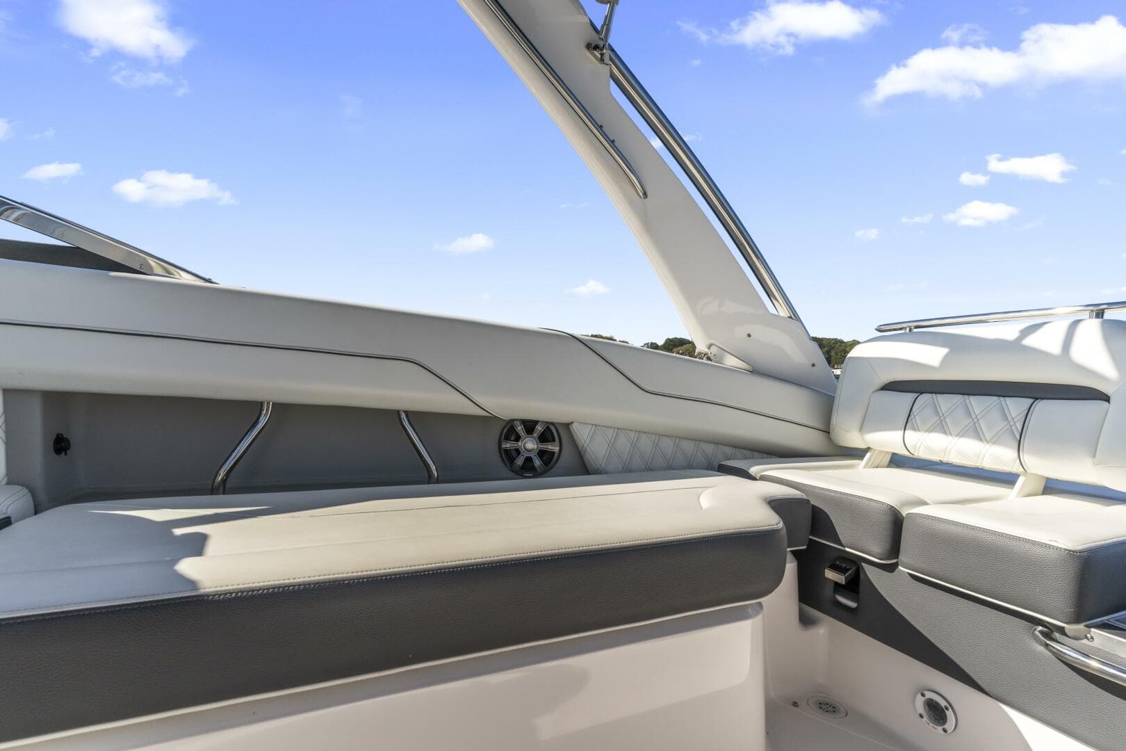 2021 Regal LS 6 — photo 27