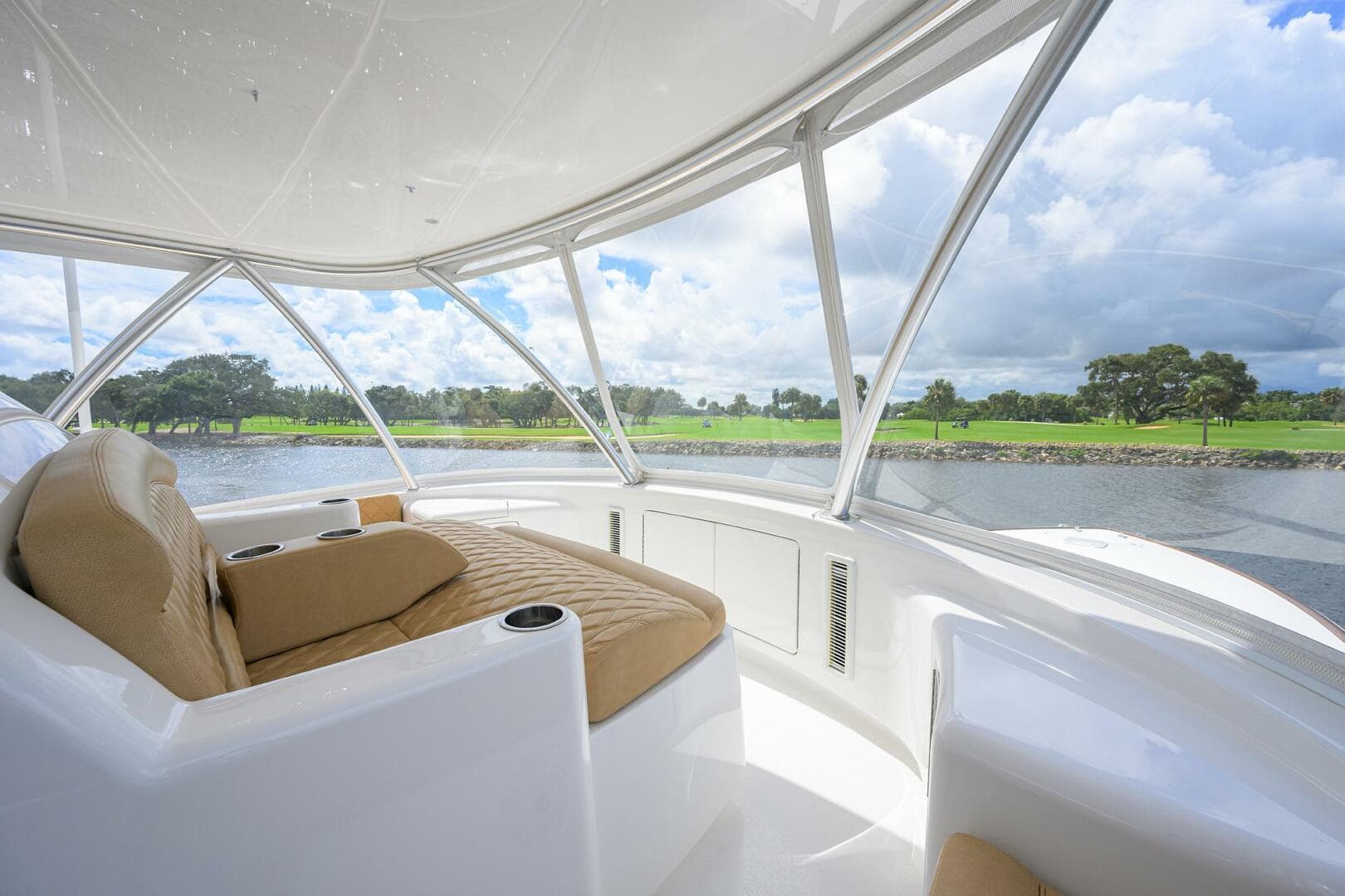 2023 Viking 64 Convertible — photo 40