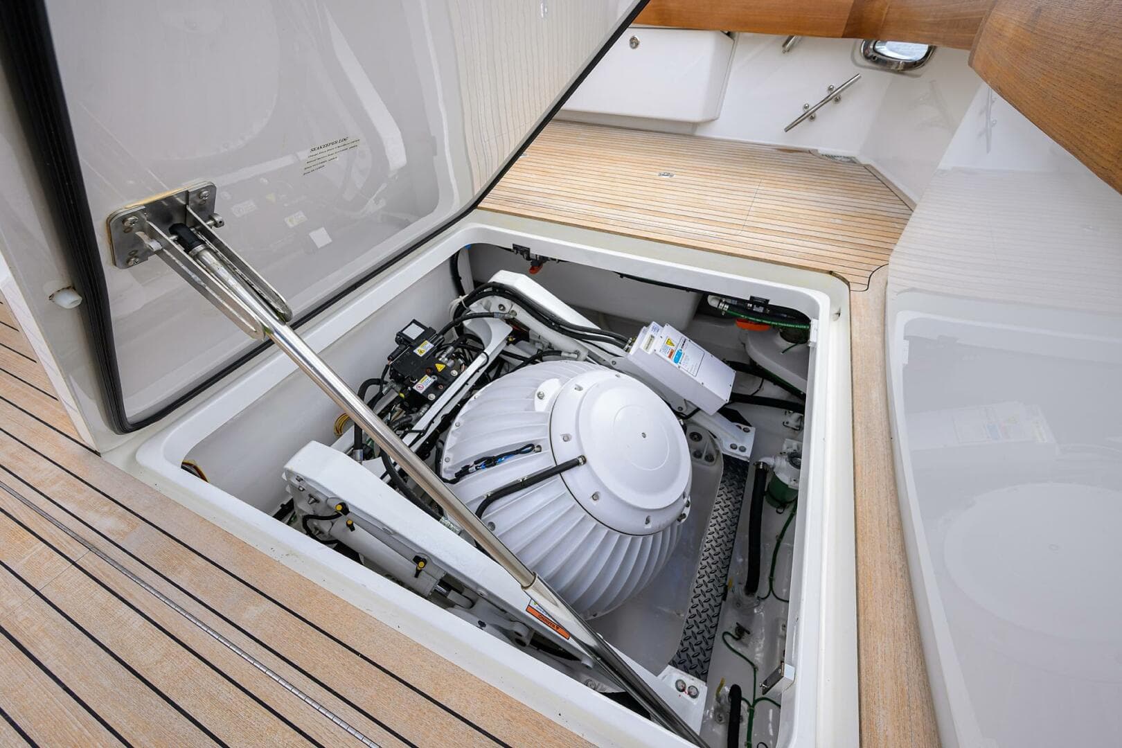 2023 Viking 64 Convertible — photo 49