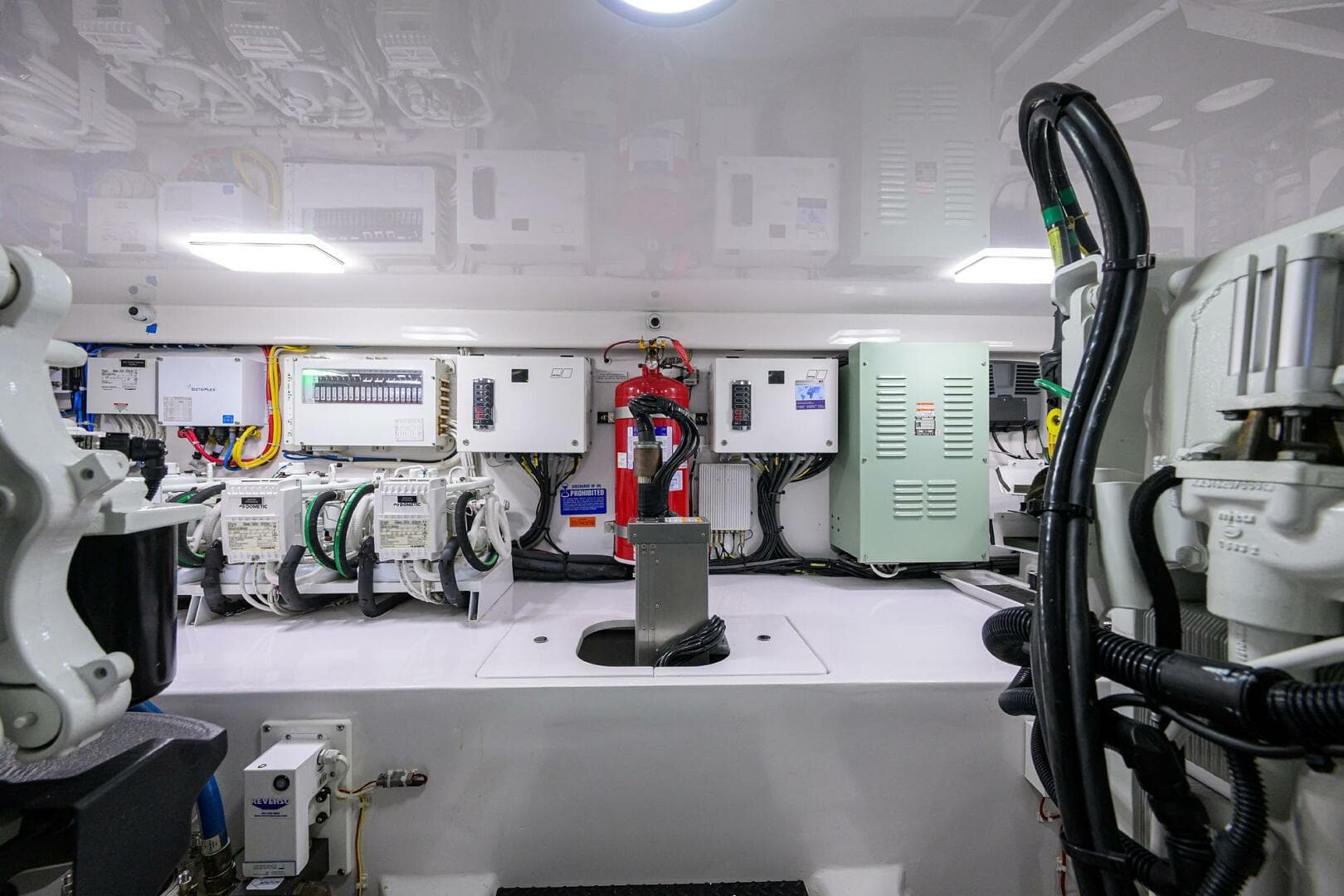 2023 Viking 64 Convertible — photo 53