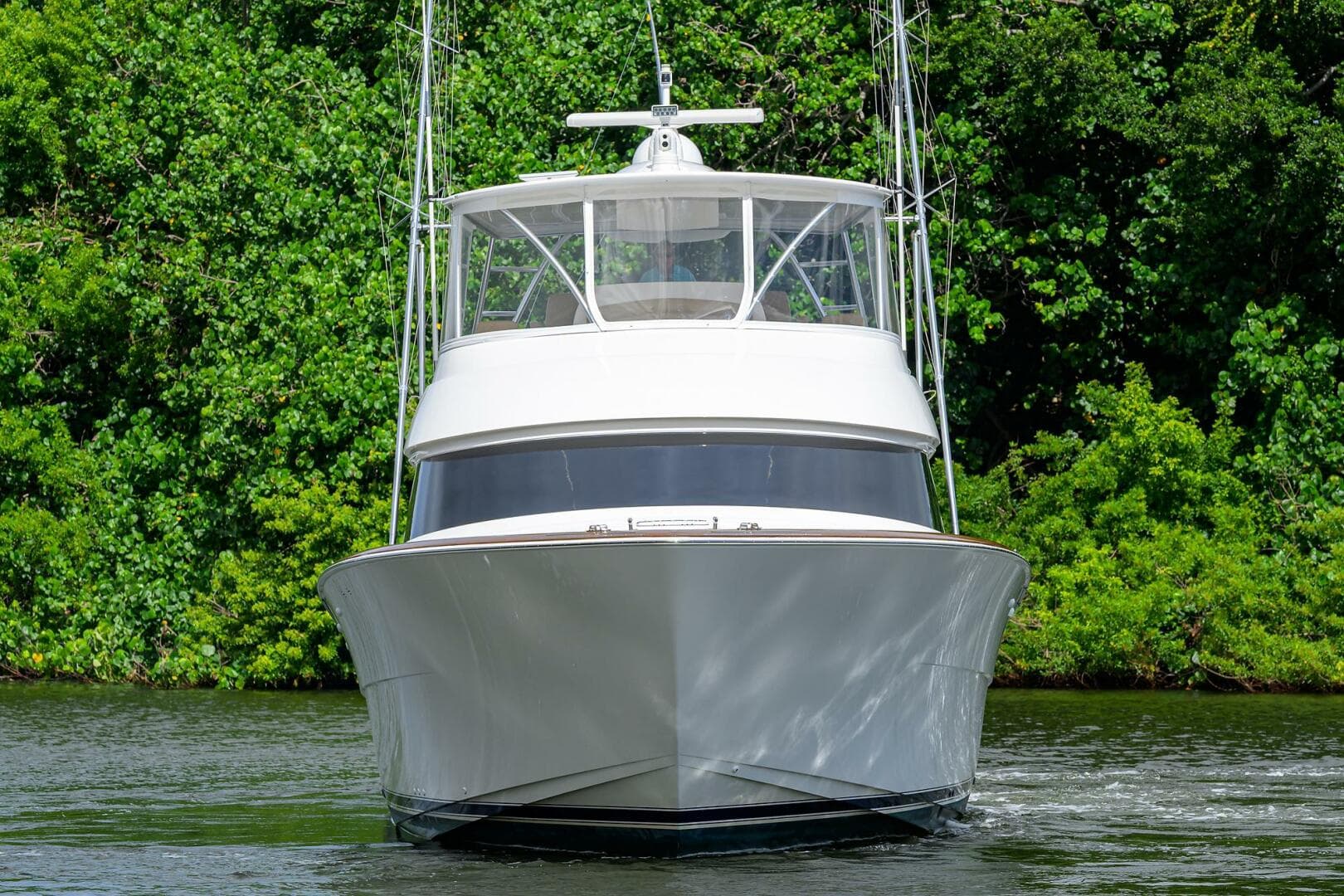 2023 Viking 64 Convertible — photo 2