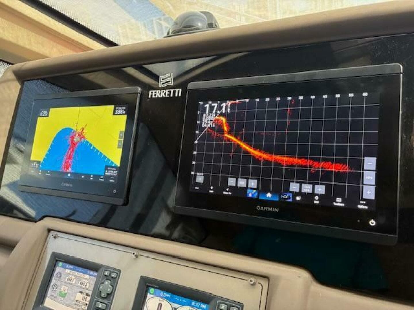 2009 Ferretti Yachts — photo 7