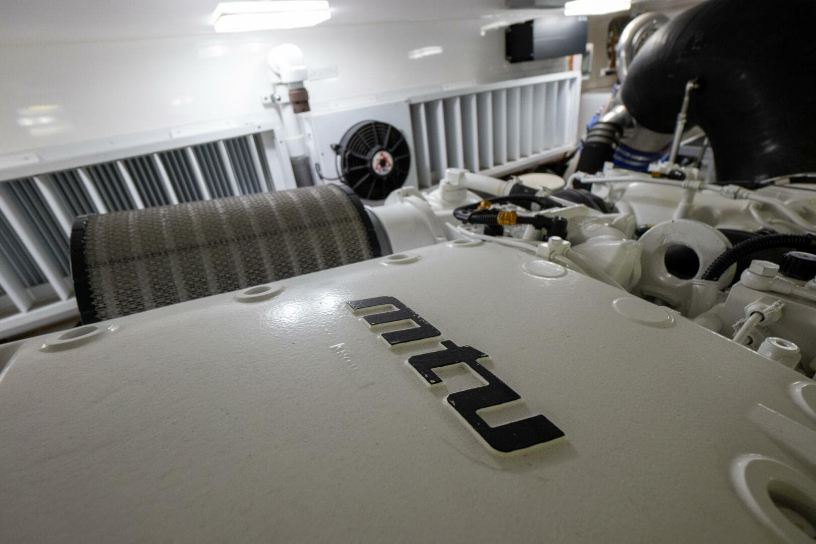 2021 Viking 72 Enclosed Bridge — photo 50