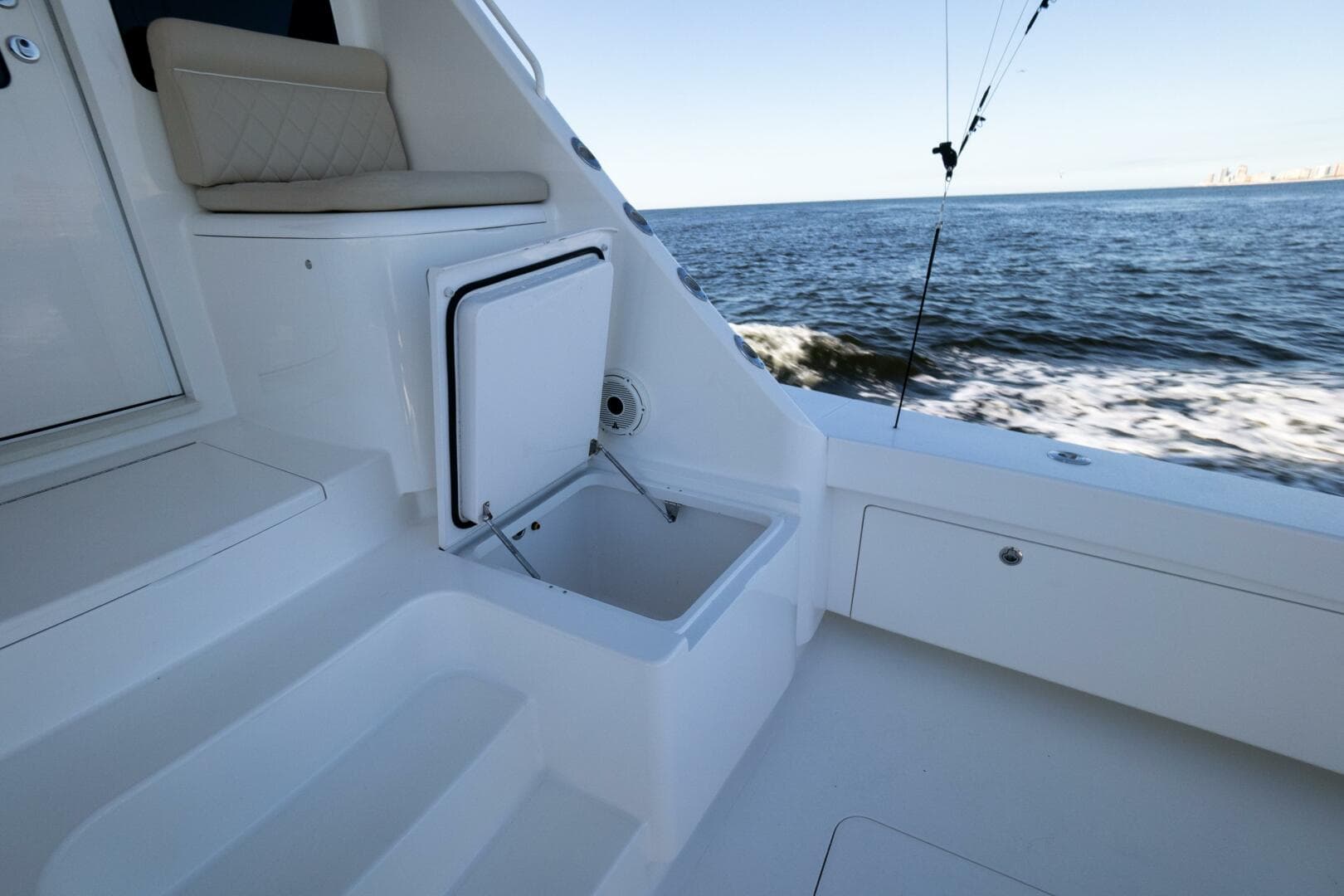 2021 Viking 72 Enclosed Bridge — photo 43