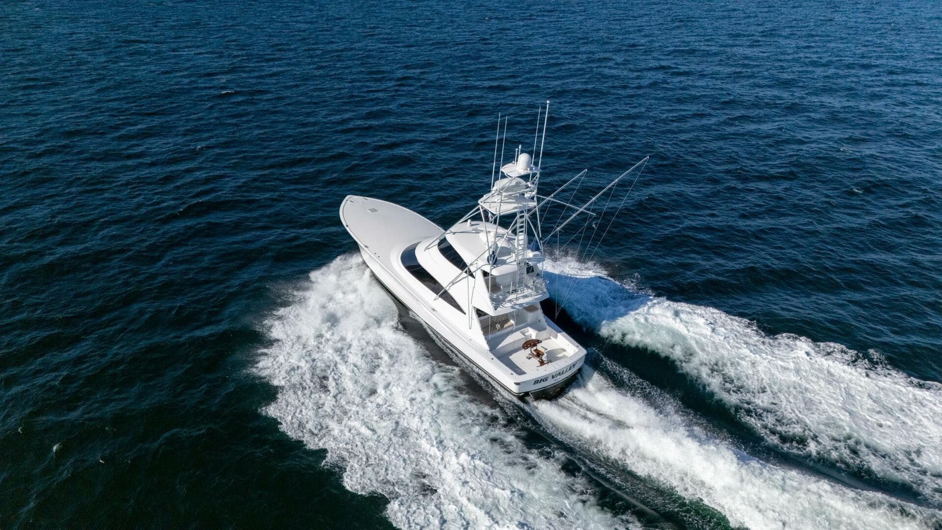 2021 Viking 72 Enclosed Bridge — photo 59