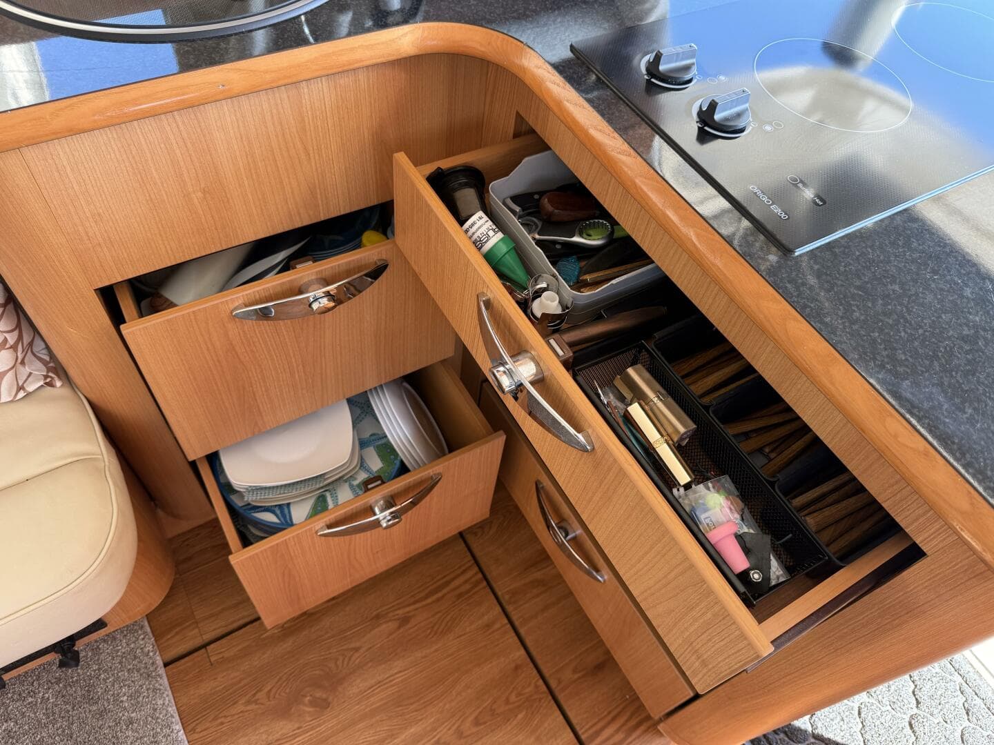 2013 Greenline 33 — photo 39