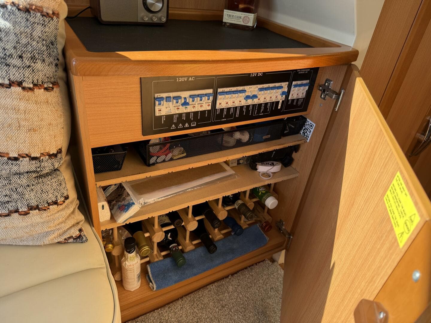 2013 Greenline 33 — photo 26