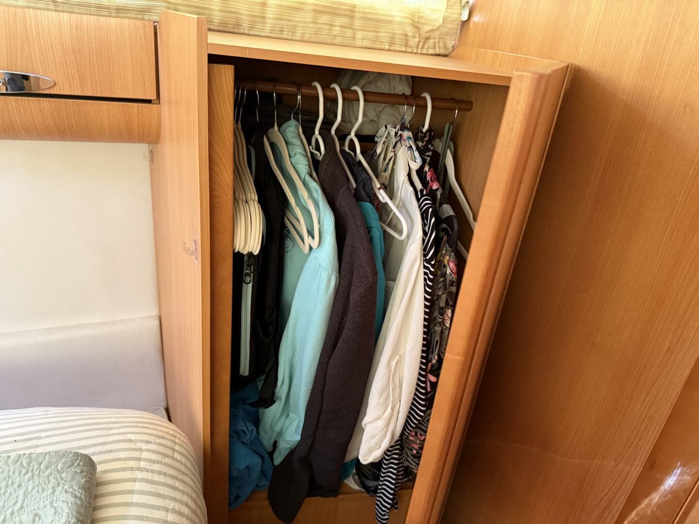 2013 Greenline 33 — photo 49