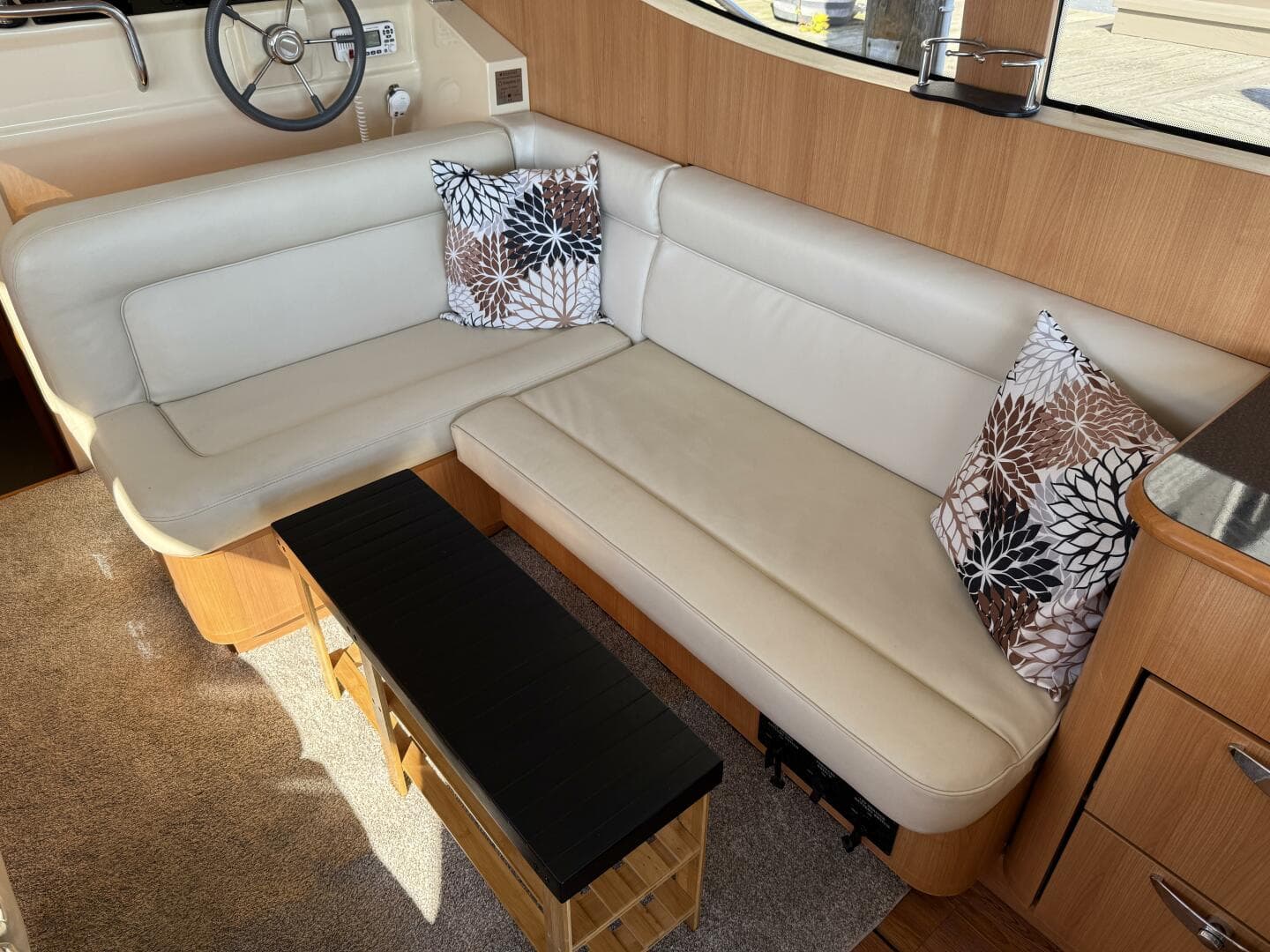 2013 Greenline 33 — photo 23