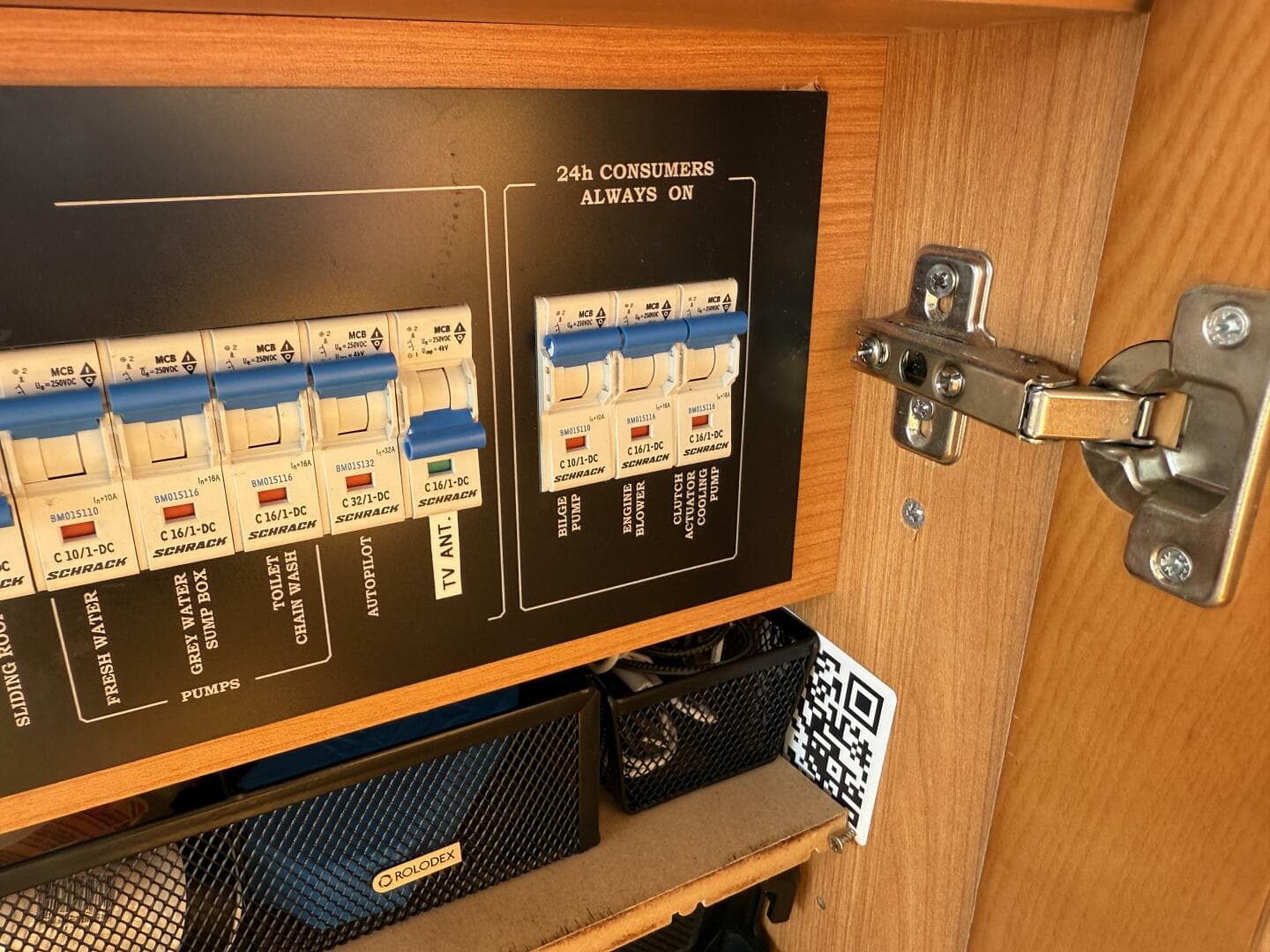 2013 Greenline 33 — photo 29