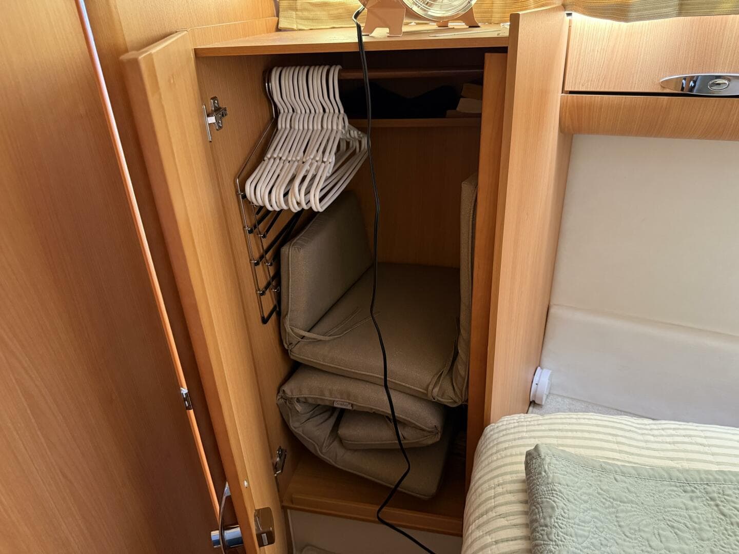 2013 Greenline 33 — photo 47