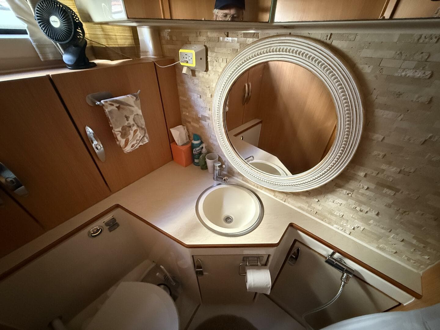 2013 Greenline 33 — photo 53